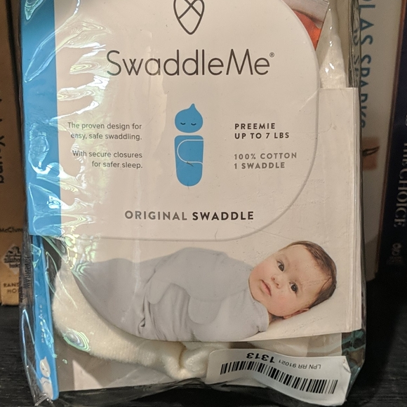 preemie swaddle me